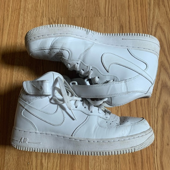 hightop airforce 1s